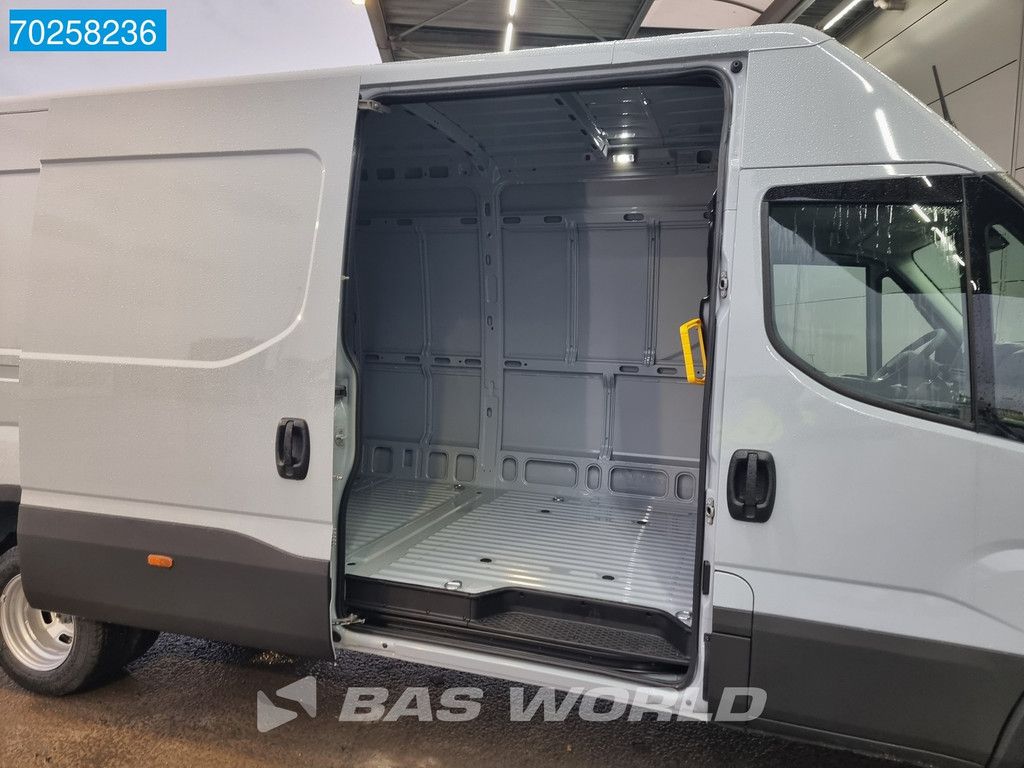 Iveco Daily 35C21 210PK Automaat L4H2 2025model ACC CarPlay Camera L3H2 16m3 Airco