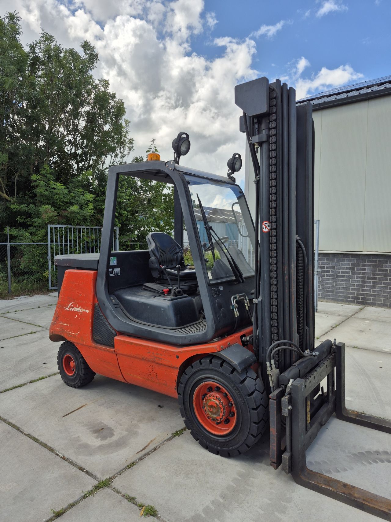 Linde E40P triplex sideshift, accu 2022 c5 getest 100%