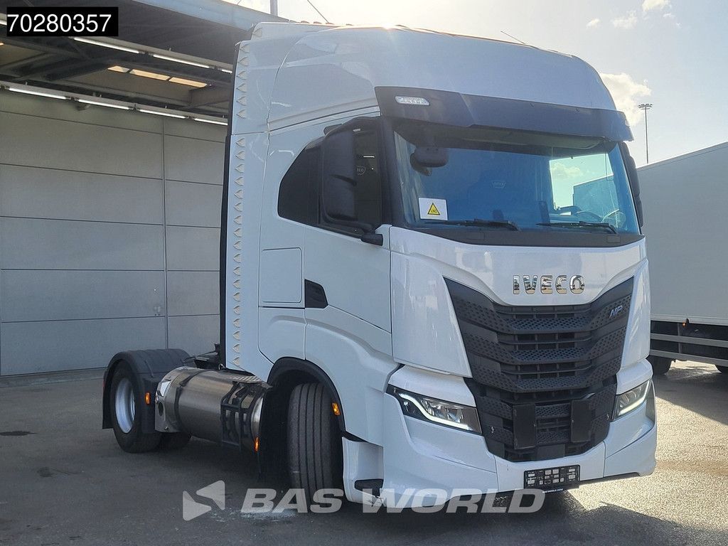 Iveco S-Way 460 4X2 Retarder 2xTanks LNG Standklima LED Navi ACC Euro 6