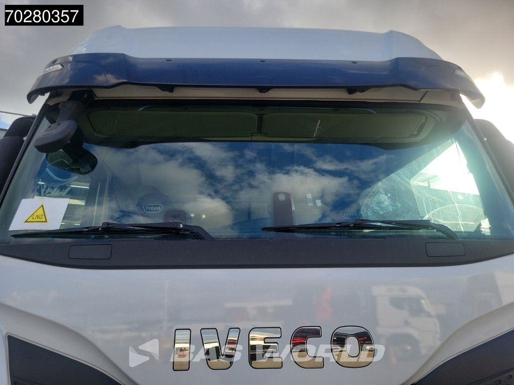 Iveco S-Way 460 4X2 Retarder 2xTanks LNG Standklima LED Navi ACC Euro 6