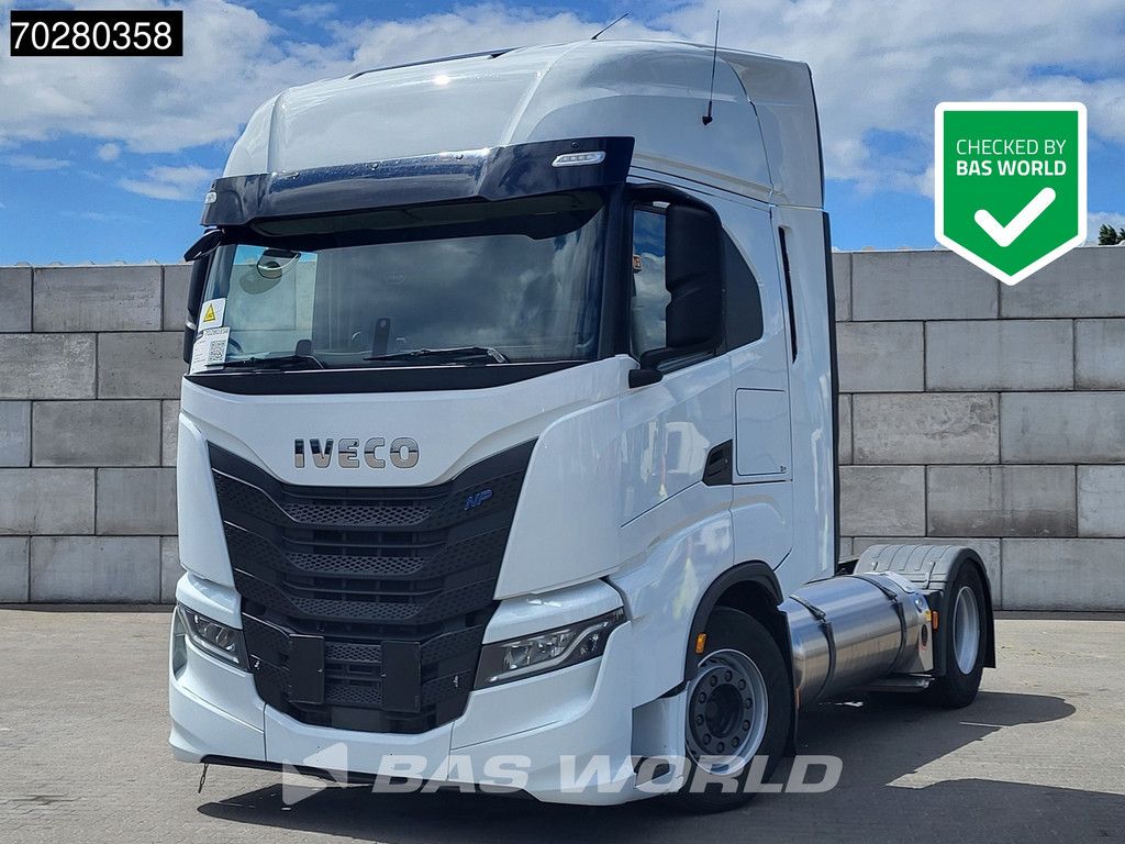 Iveco S-Way 460 4X2 Retarder 2xTanks LNG Navi Standklima LED Euro 6