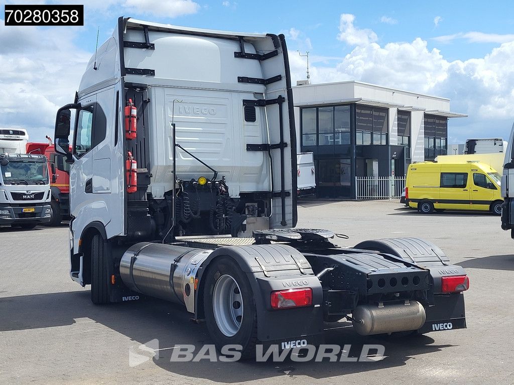 Iveco S-Way 460 4X2 Retarder 2xTanks LNG Navi Standklima LED Euro 6
