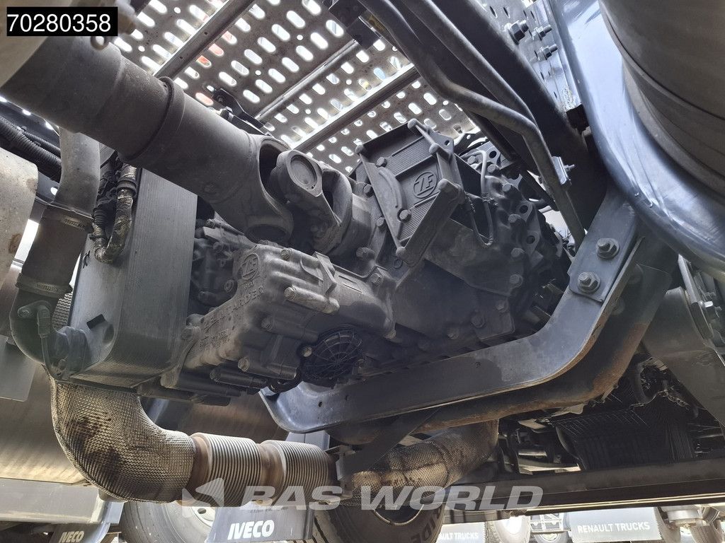 Iveco S-Way 460 4X2 Retarder 2xTanks LNG Navi Standklima LED Euro 6