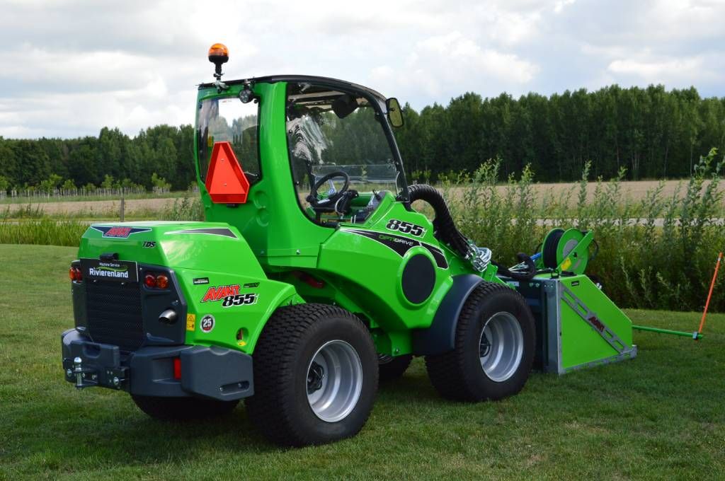 Avant 855i TDS Kniklader/Shovel