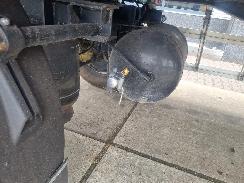 Jumbo 2as lucht en hydr geremd langzaamverkeer kent