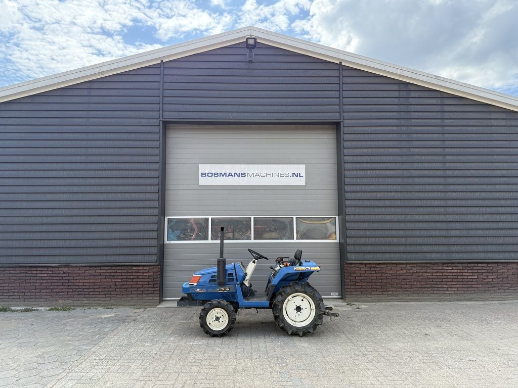 Iseki TU150 4WD 17 PK minitractor