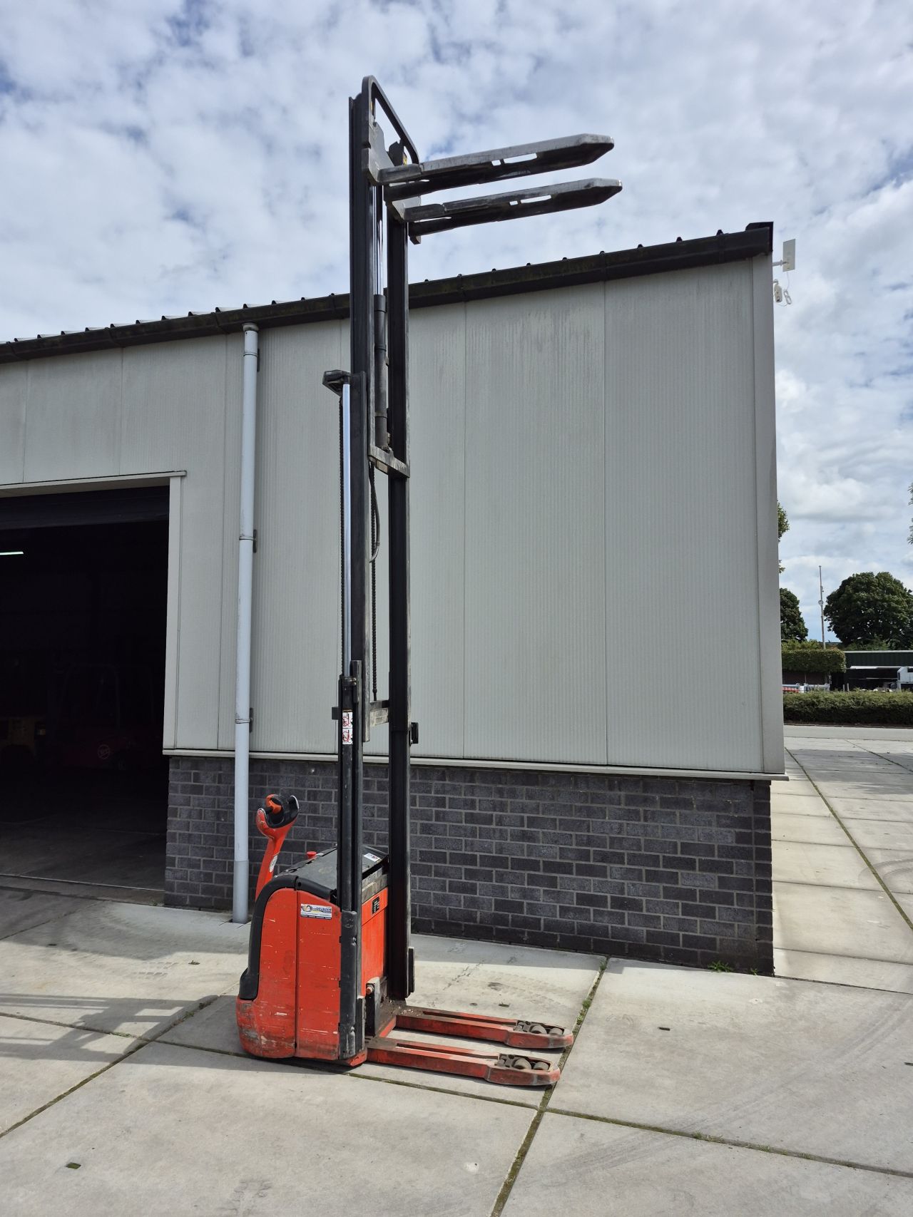 Linde L14 stapelaar Initiale heffing triplex freelift 4.300 mm