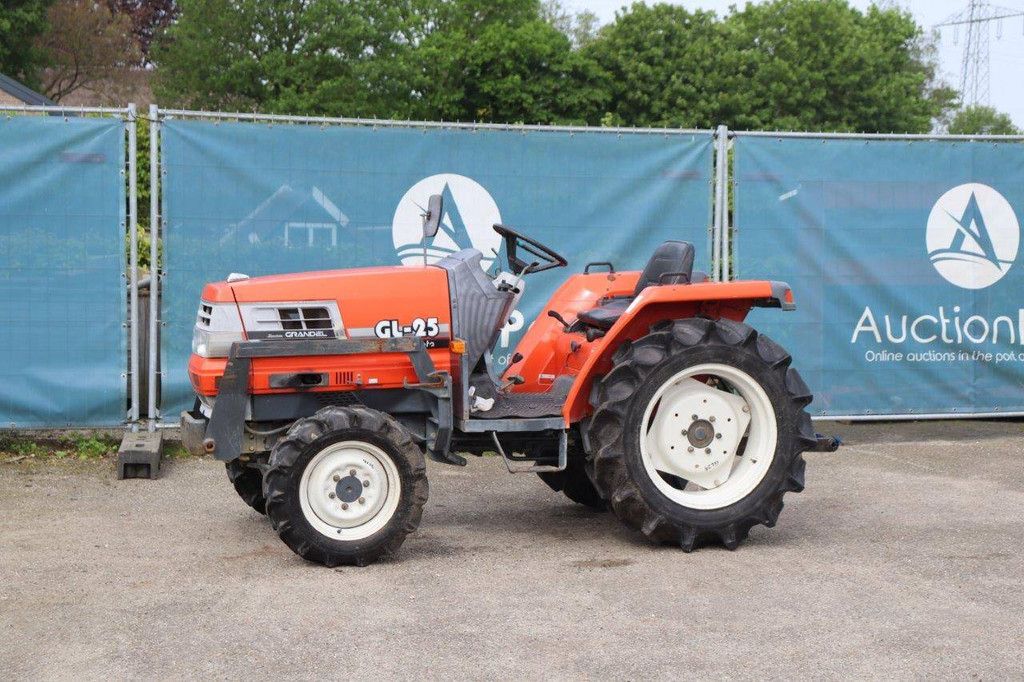 Minitractor Kubota GL25 Diesel 24.7pk