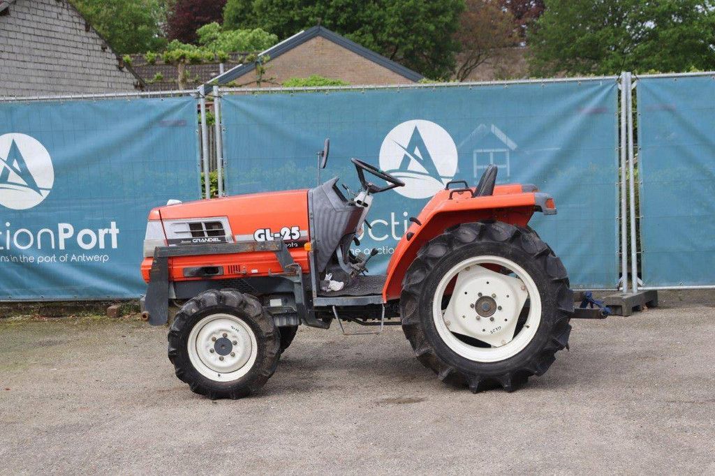 Minitractor Kubota GL25 Diesel 24.7pk