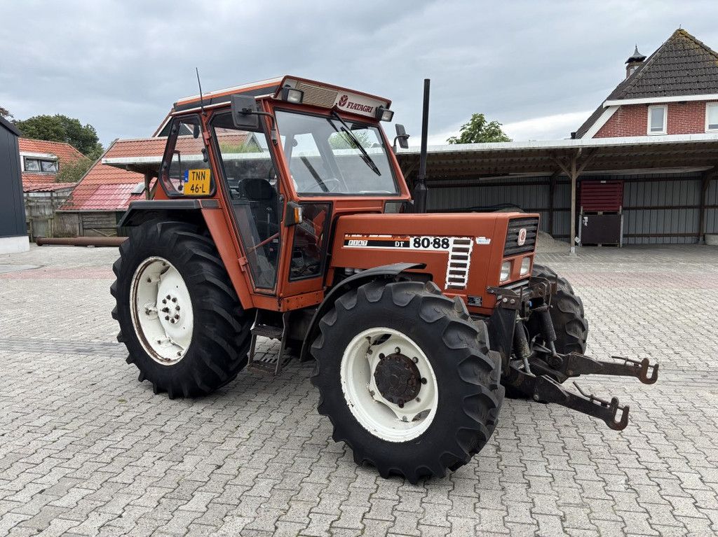 Fiat-Agri 80-88 DT 4wd, Zuidberg Fronthef.