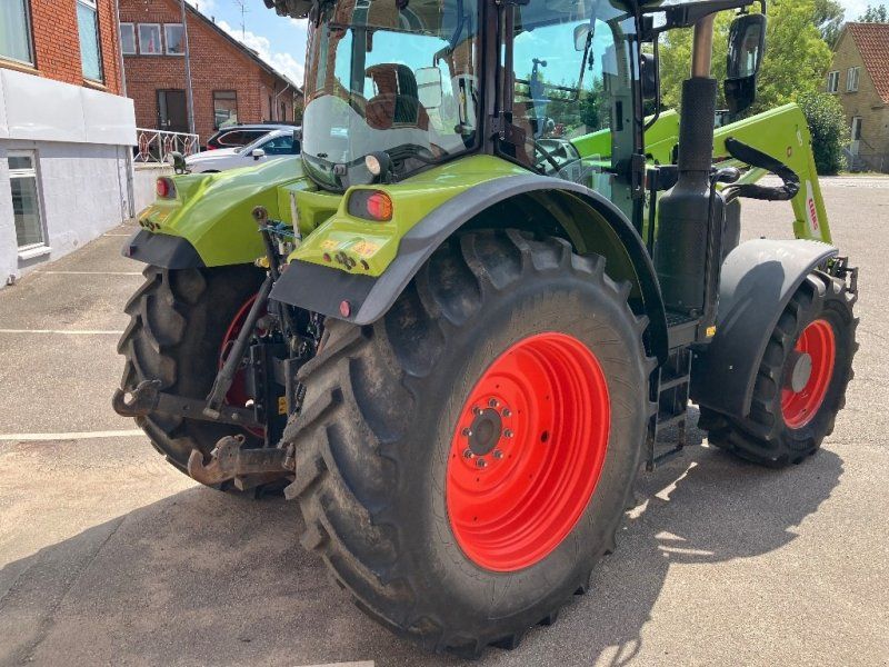 Claas Arion 650 CIS+