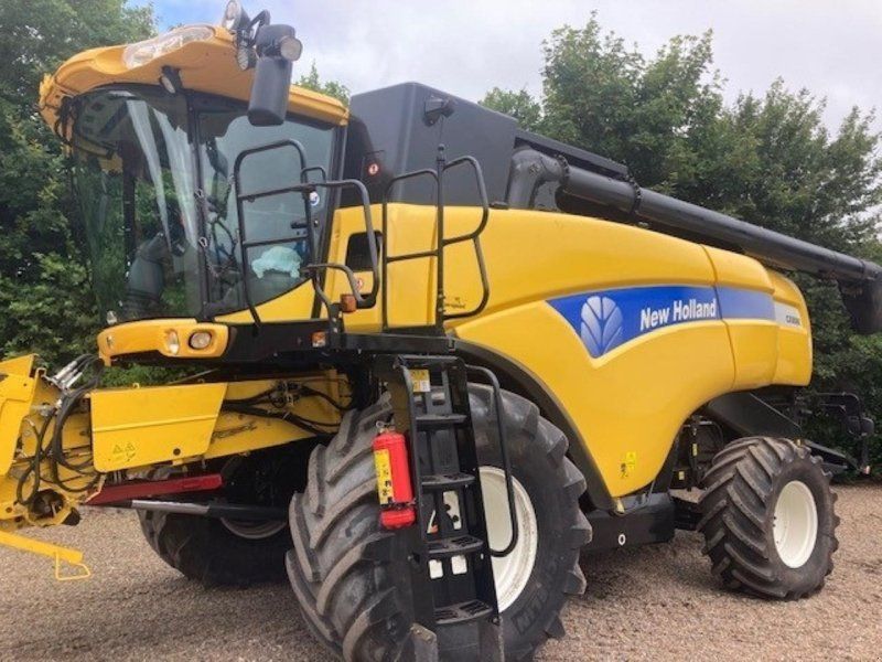 New Holland CX8060