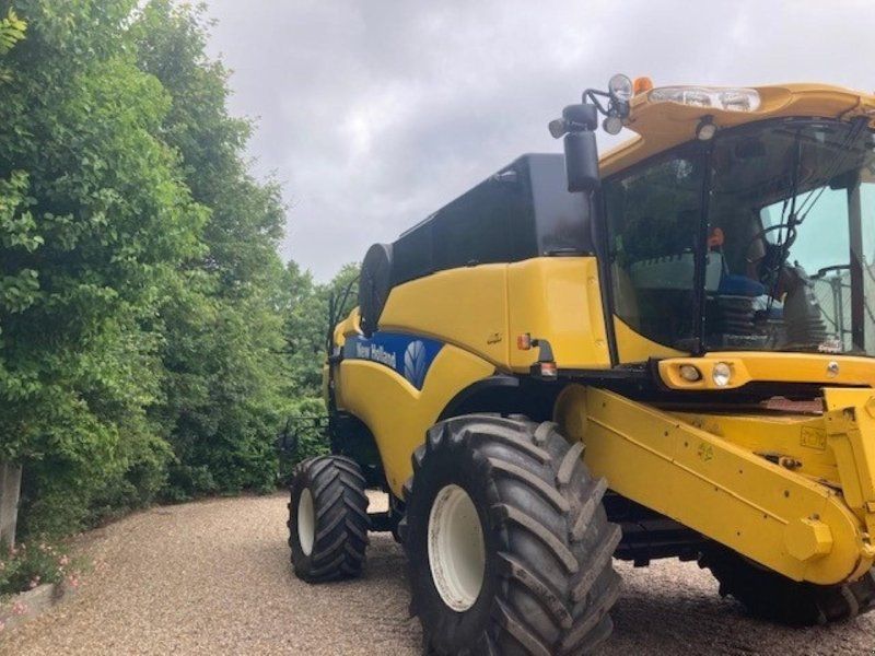 New Holland CX8060