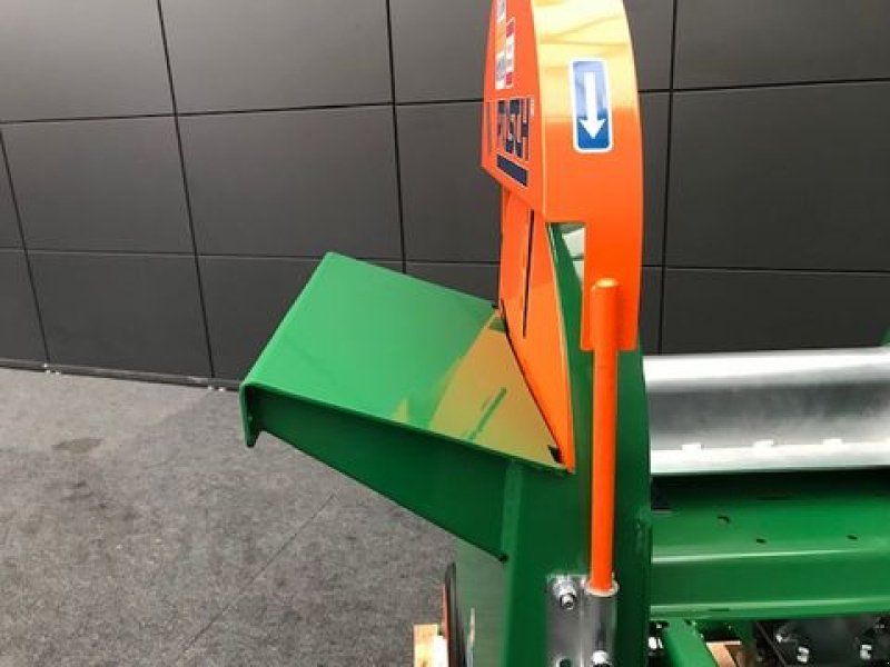 Posch Schäl M1372E Zapfwellenantrieb
