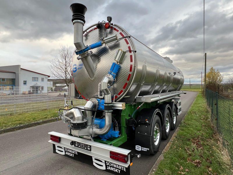 Schwarte Jansky Güllezubringer 30m³ Agrarliner