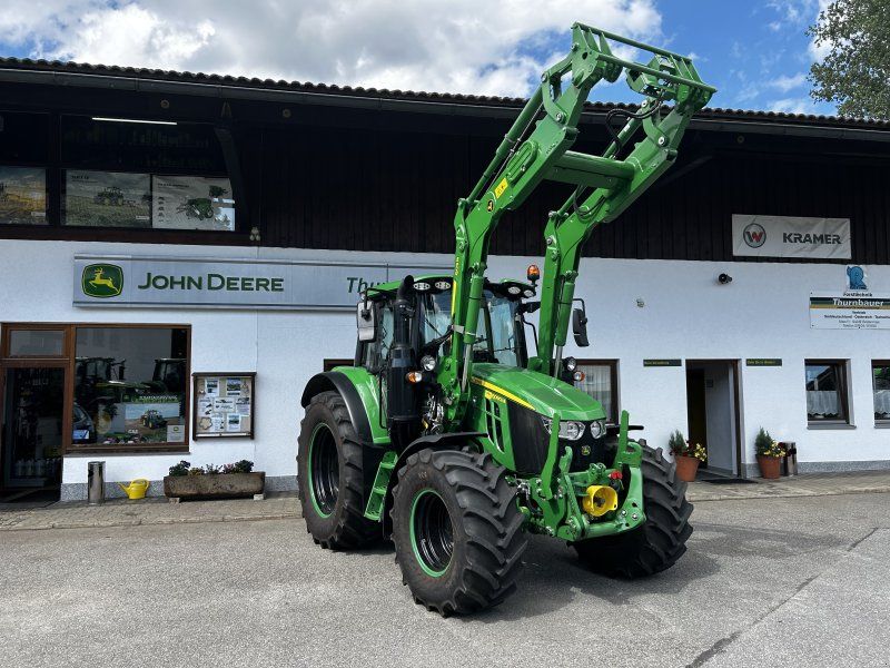 John Deere 6090M