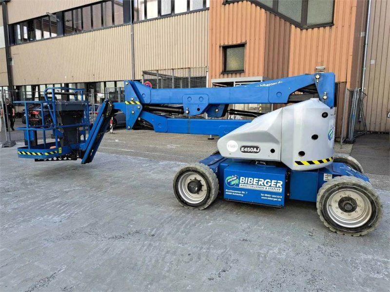 JLG E450AJ