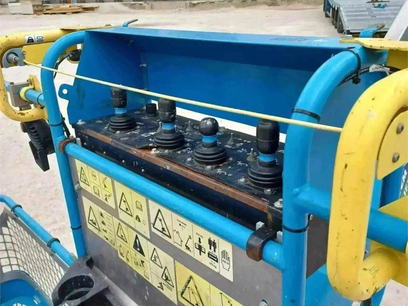 Genie ZX 135