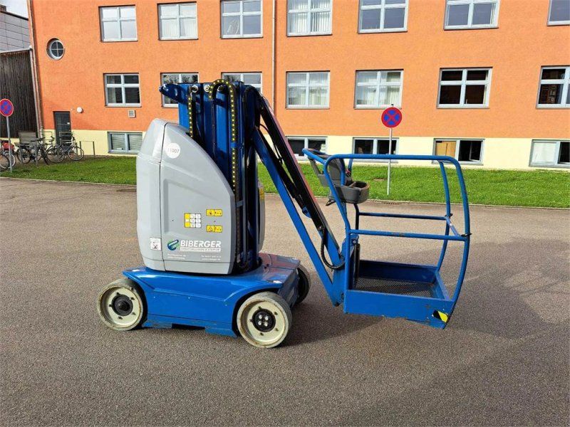 JLG Toucan 10E-L