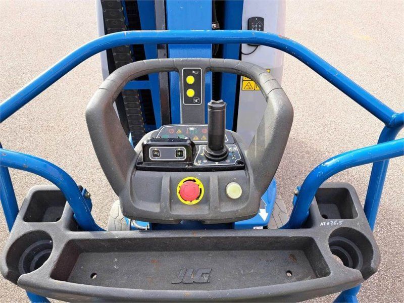 JLG Toucan 10E-L