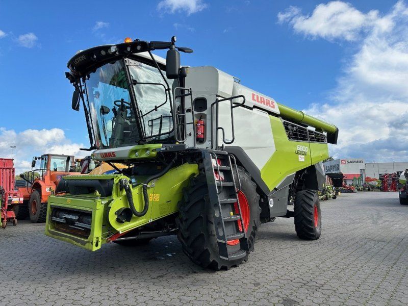 Claas Lion 6800