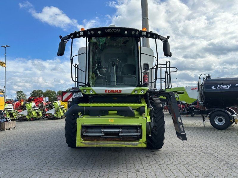 Claas Lion 6800