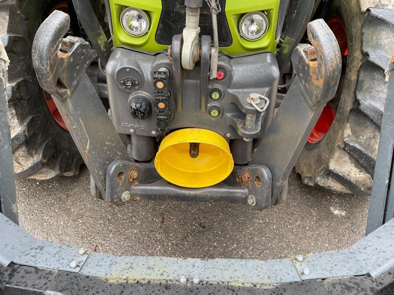 Claas Arion 550 CEBIS  neue Bereifung