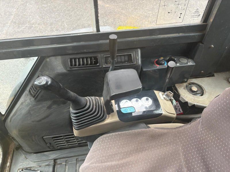 Komatsu PC 35MR-2