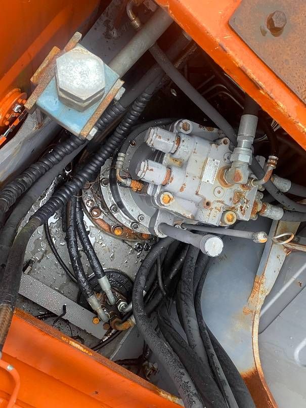 Hitachi ZAXIS ZX160LC