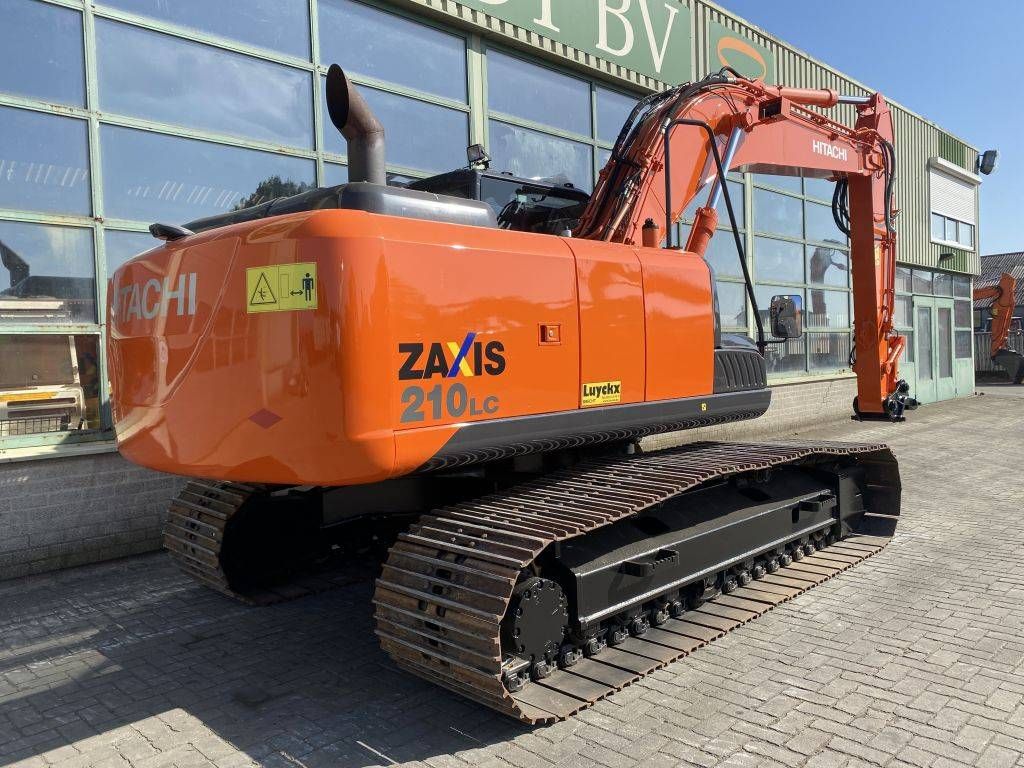 Hitachi ZAXIS ZX210LC-5B