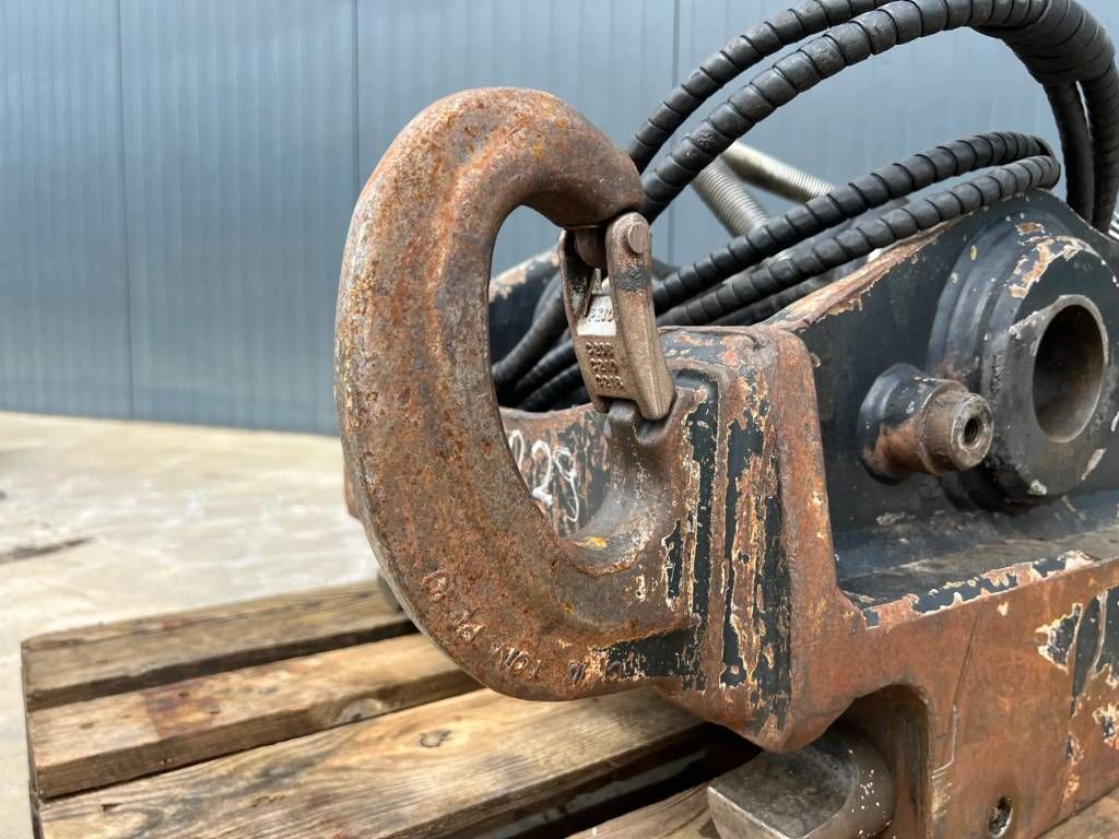 OilQuick OQ70/55 - 320E / 325F