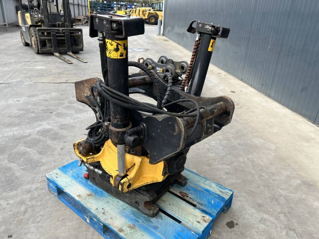 Engcon EC226-S70-70-SS10