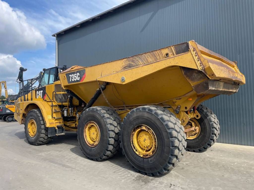 CAT 735C