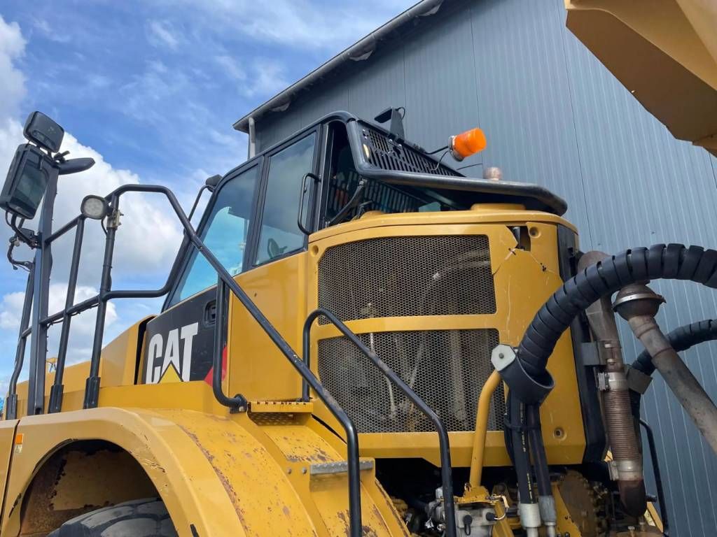 CAT 735C