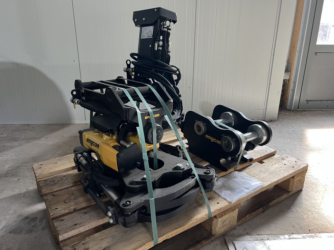 Engcon ec204 - s40 - gripper