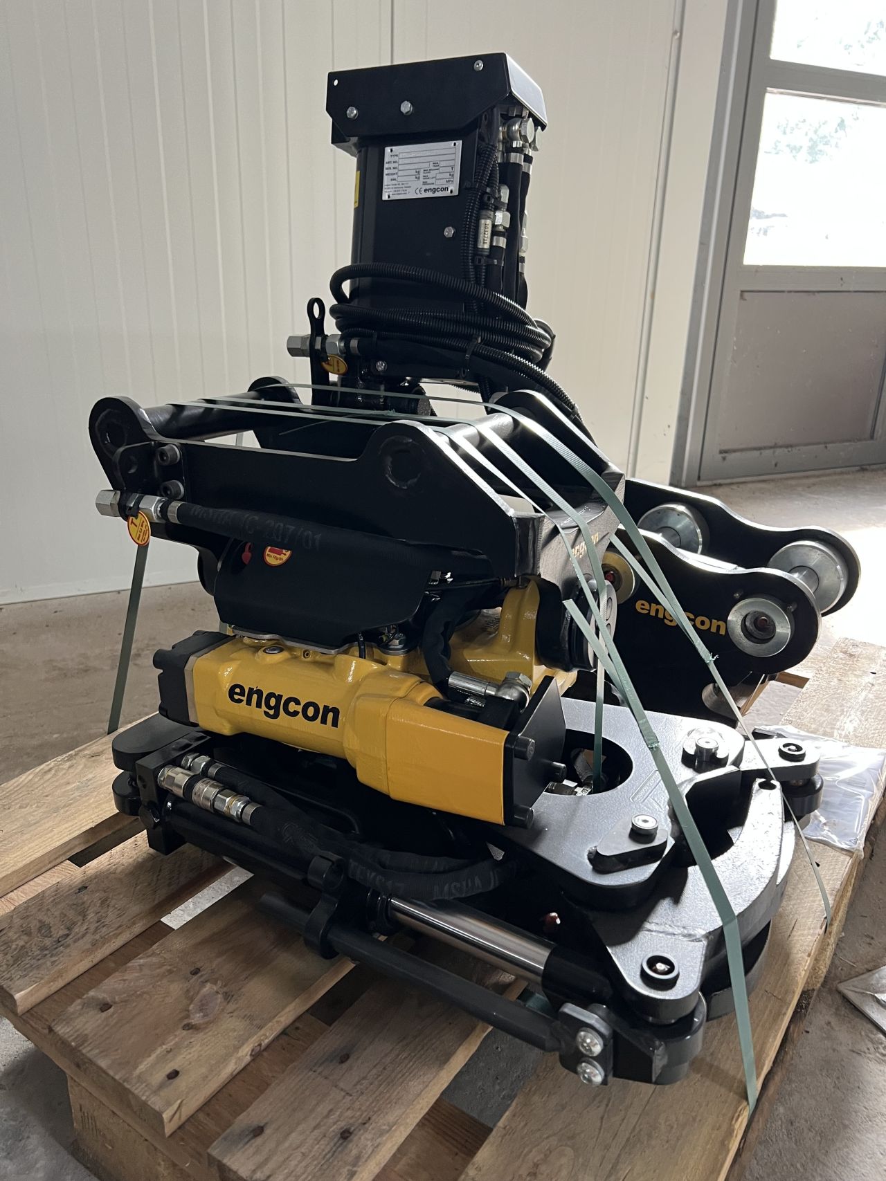 Engcon ec204 - s40 - gripper