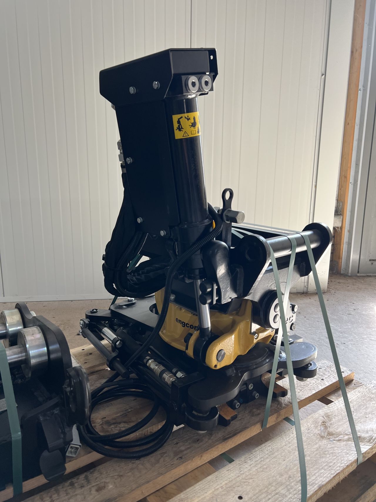 Engcon ec204 - s40 - gripper