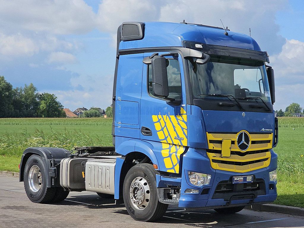 MERCEDES-BENZ ACTROS 1843