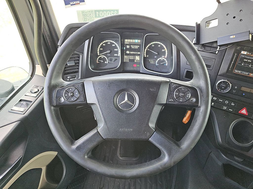 MERCEDES-BENZ ACTROS 1843