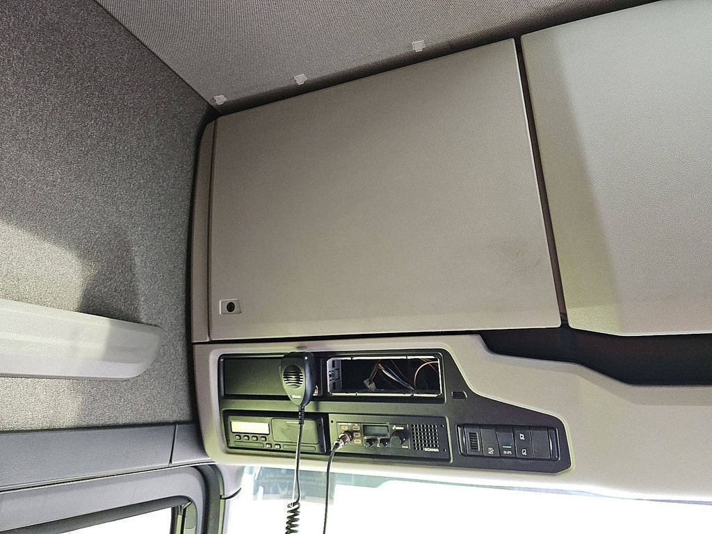 SCANIA S520 nb,standklima etc
