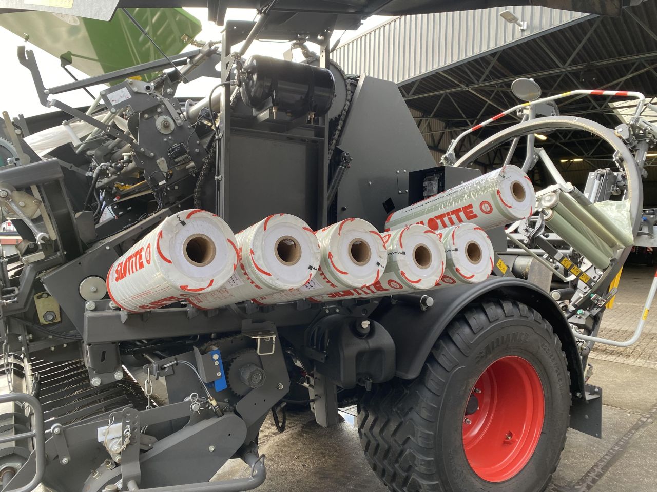 Fendt Rotana 130F Combi