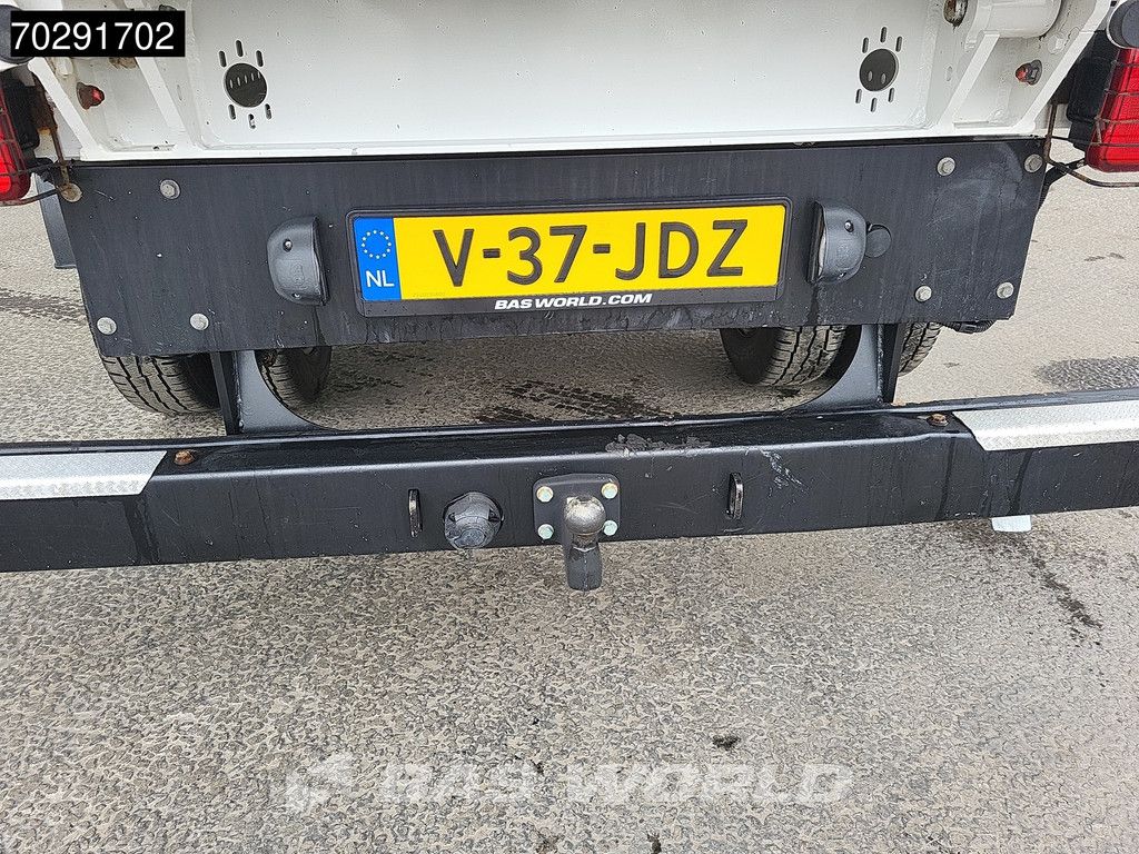 Volkswagen Crafter 177pk Dubbel Cabine Open Laadbak Kist 3500kg trekhaak Pritsche Pickup Open Box Euro6 2m3 A/C Towbar Cruise control