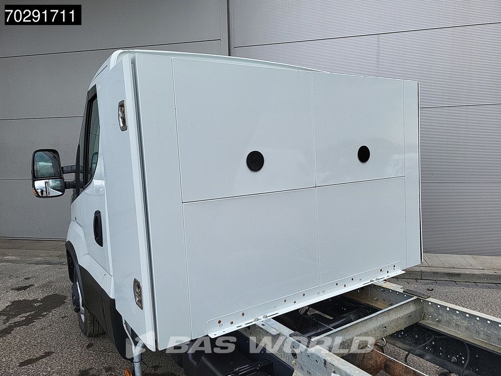 Iveco Daily 35C14 Open Laadbak met Kist Dubbellucht 3,5t Trekhaak Airco Cruise Euro6 Pritsche Pickup Open Box 2m3 A/C Towbar Cruise control