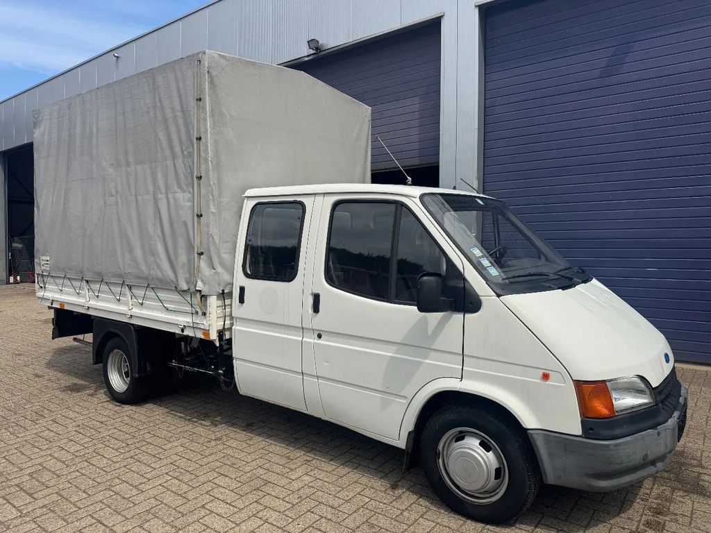Ford TRANSIT **ESSENCE-PETROL**