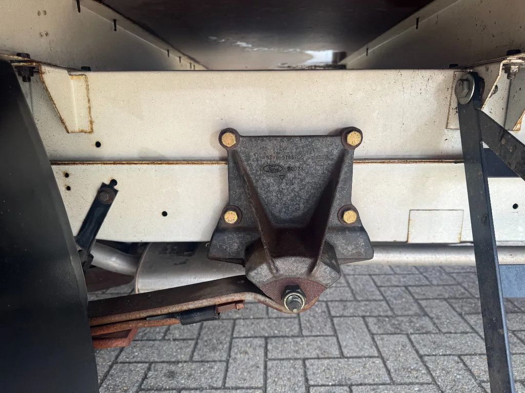 Ford TRANSIT **ESSENCE-PETROL**