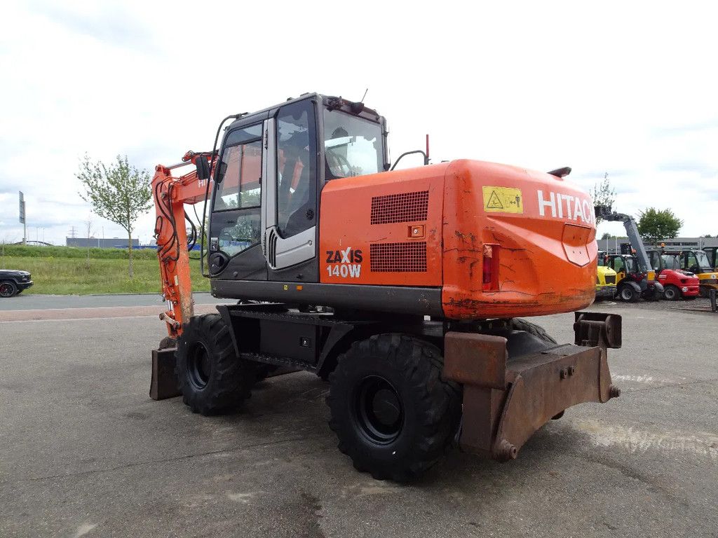 Hitachi ZX140W-3