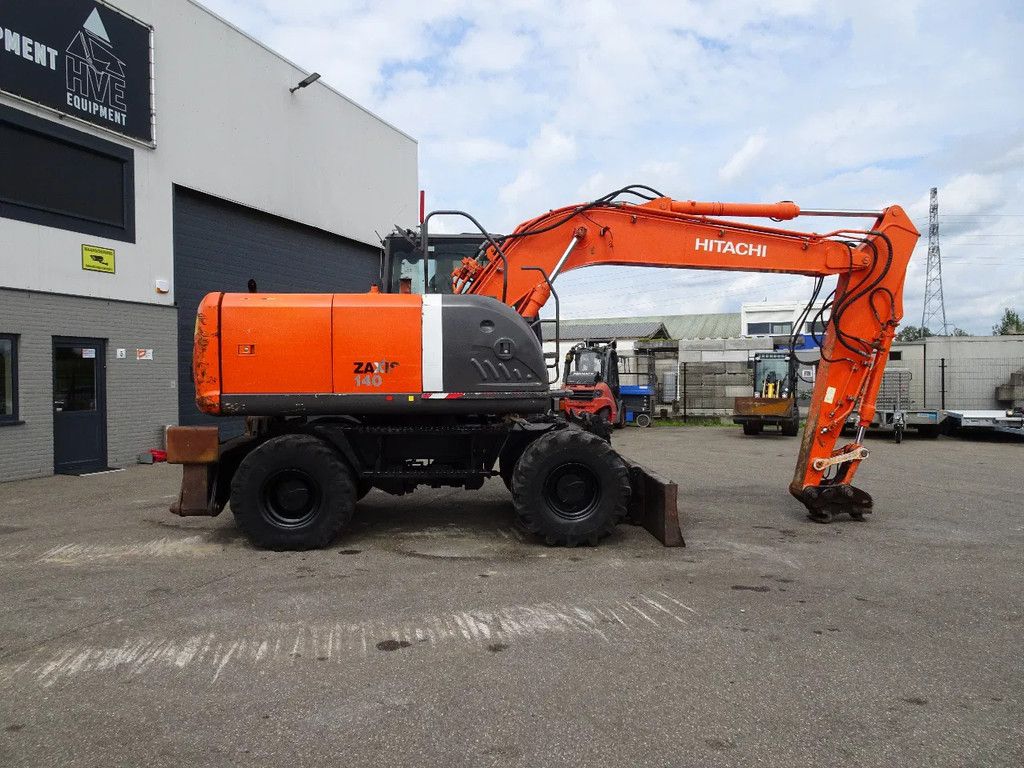 Hitachi ZX140W-3