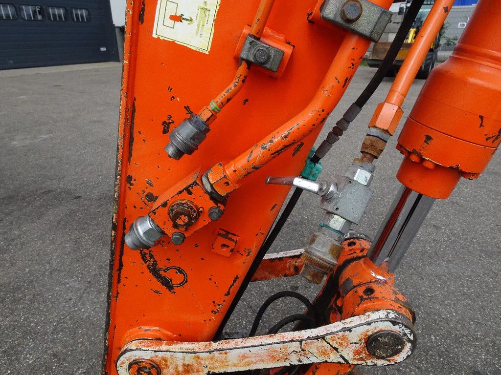 Hitachi ZX140W-3