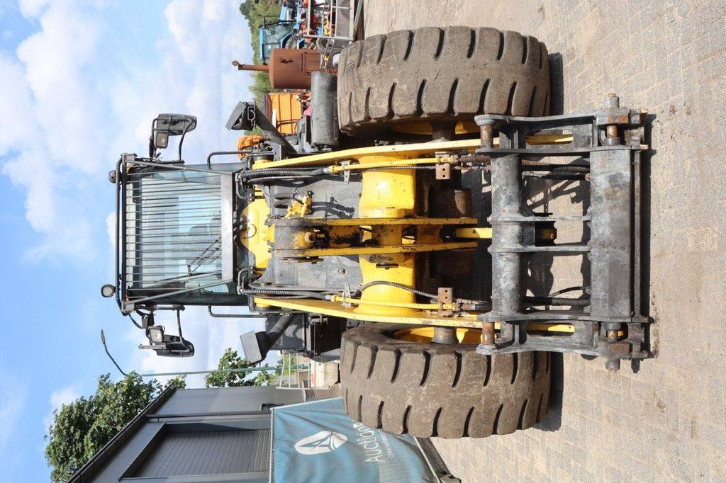 Wheel loader Komatsu WA270 Diesel 2020