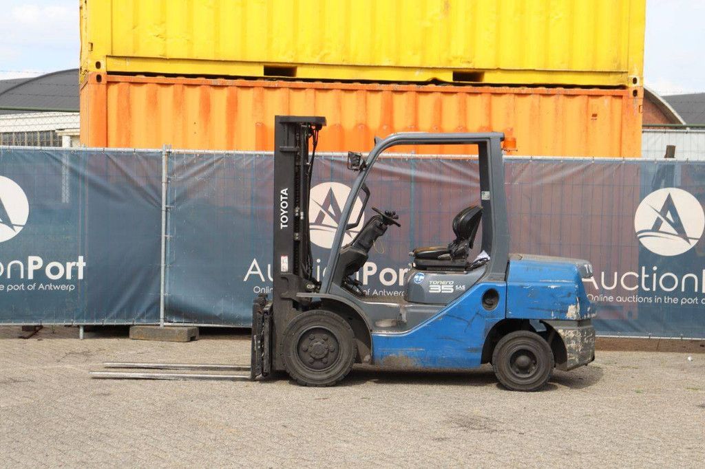 Heftruck Toyota 02-8FDF30 Diesel 3000kg 2012